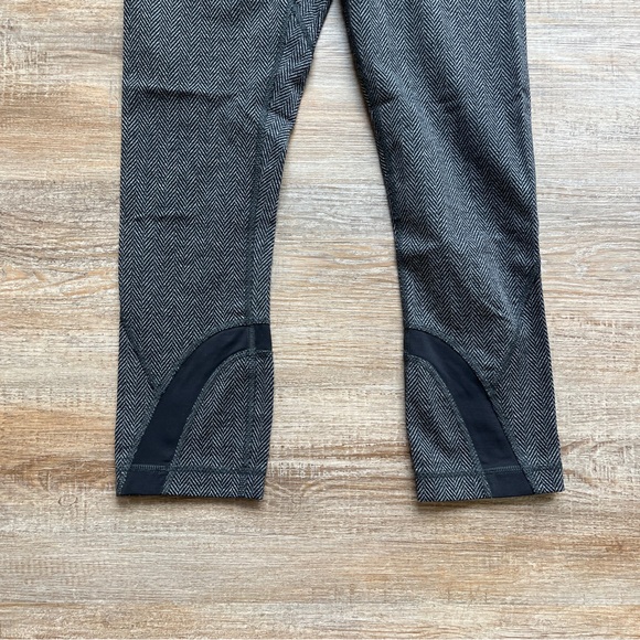Lululemon Run Inspire Crop Leggings Heathered gray herringbone EUC - Picture 5 of 9